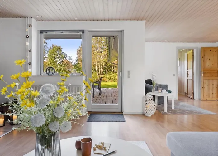Casa vacanze Uolevi - 1-3km From The Sea By Interhome